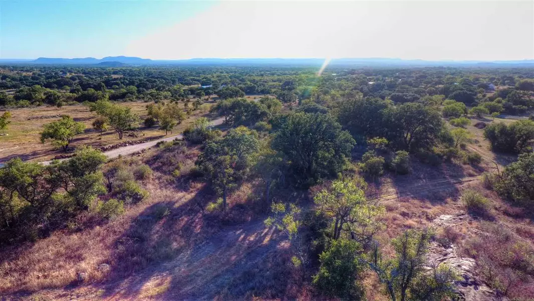 301 Lehne LP, Buchanan Dam, TX 78609