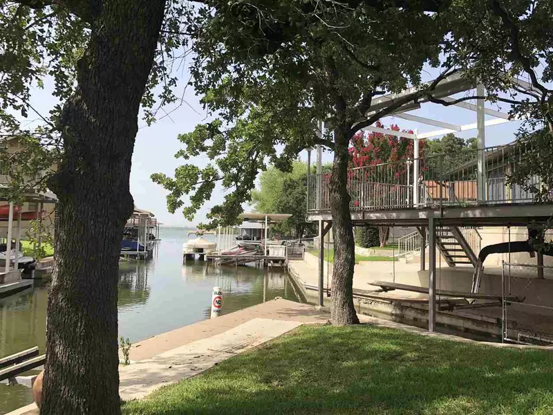 212 Pecan Creek DR, Horseshoe Bay, TX 78657