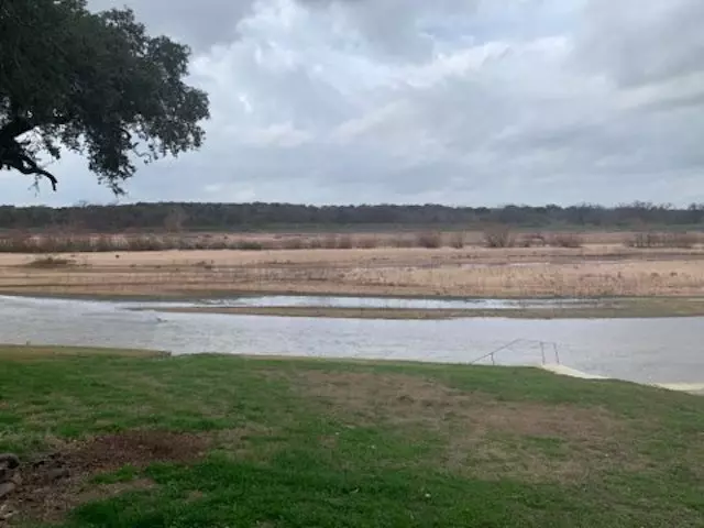 Lot 566 River Oaks DR, Kingsland, TX 78639