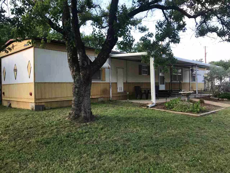 102 Louise, Kingsland, TX 78639