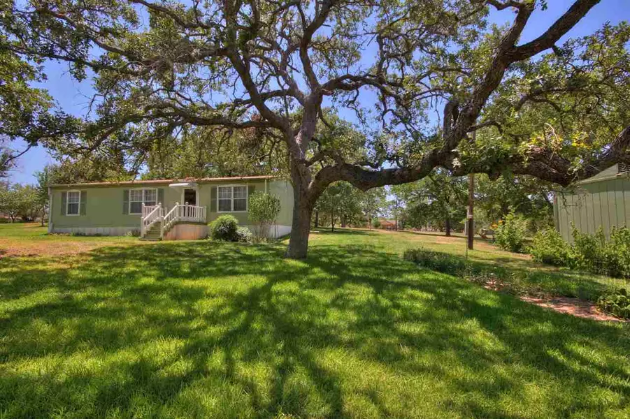 354 Wood Forest, Kingsland, TX 78639