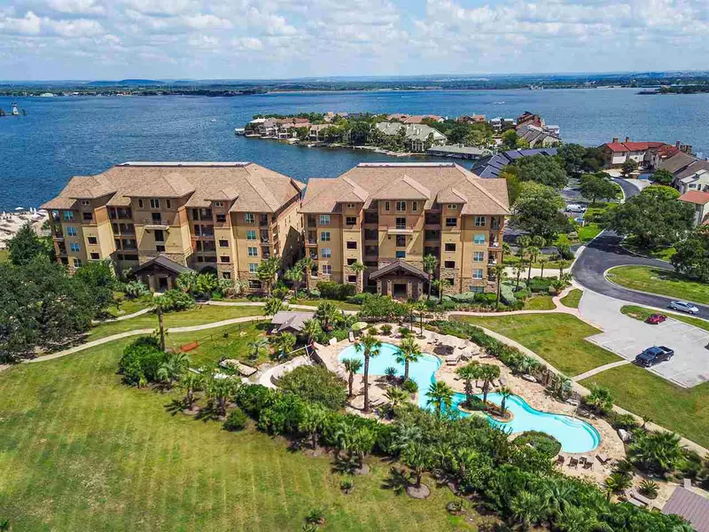 96 Island Dr #44, Horseshoe Bay, TX 78669