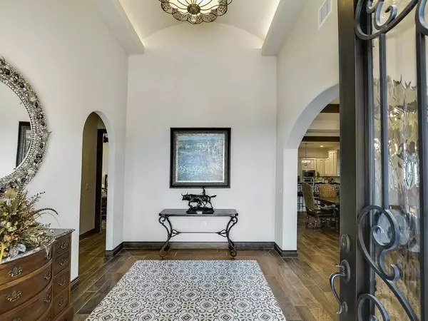 Horseshoe Bay, TX 78657,1104 Mountain Leather