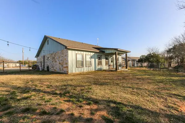 Burnet, TX 78611-5818,108 Crawford LN