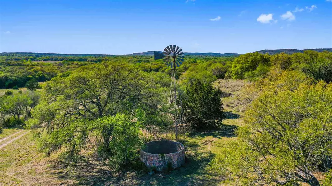 601 Red Corral Ranch RD, Out Of Area, TX 78676