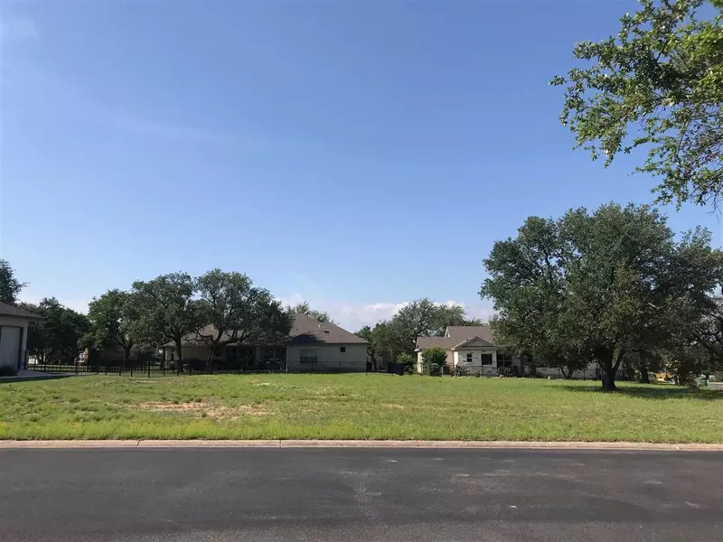 Enclave Dr, Kingsland, TX 78639