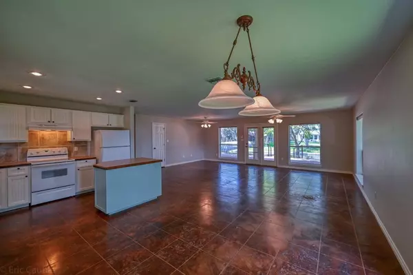 Sunrise Beach, TX 78643,109 Shady CIR