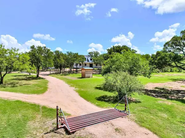 Marble Falls, TX 78654,100 Timber Ridge Rd