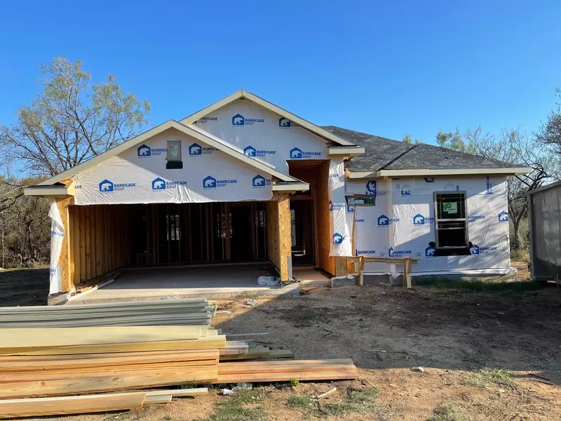 111 E Pine, Granite Shoals, TX 78654