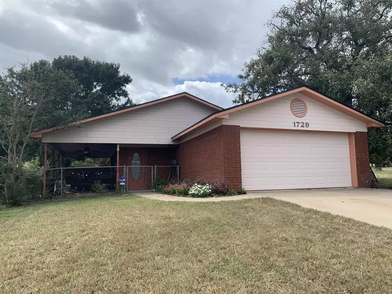 1729 Ridgeview, Kingsland, TX 78639