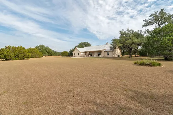 Spicewood, TX 78669,105 Flowing Springs Trl