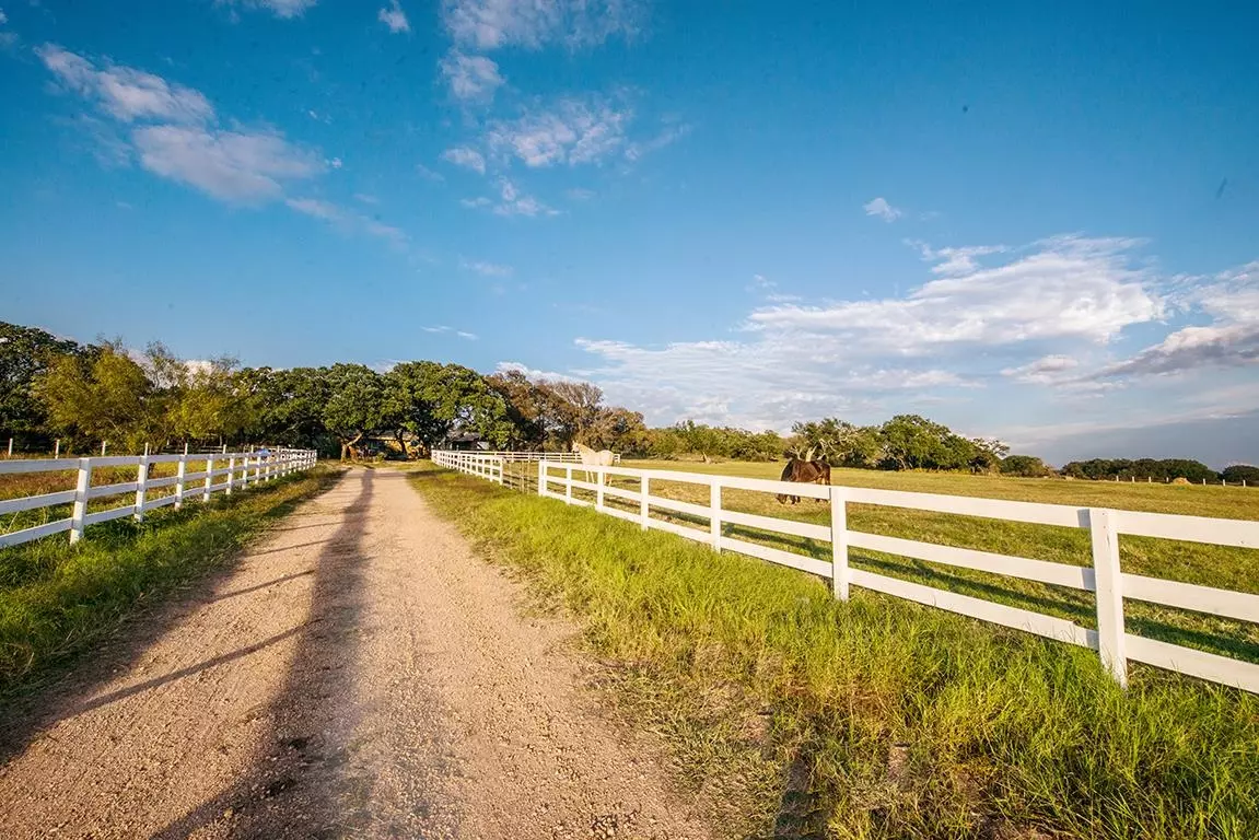 Marble Falls, TX 78654,322 Skyline