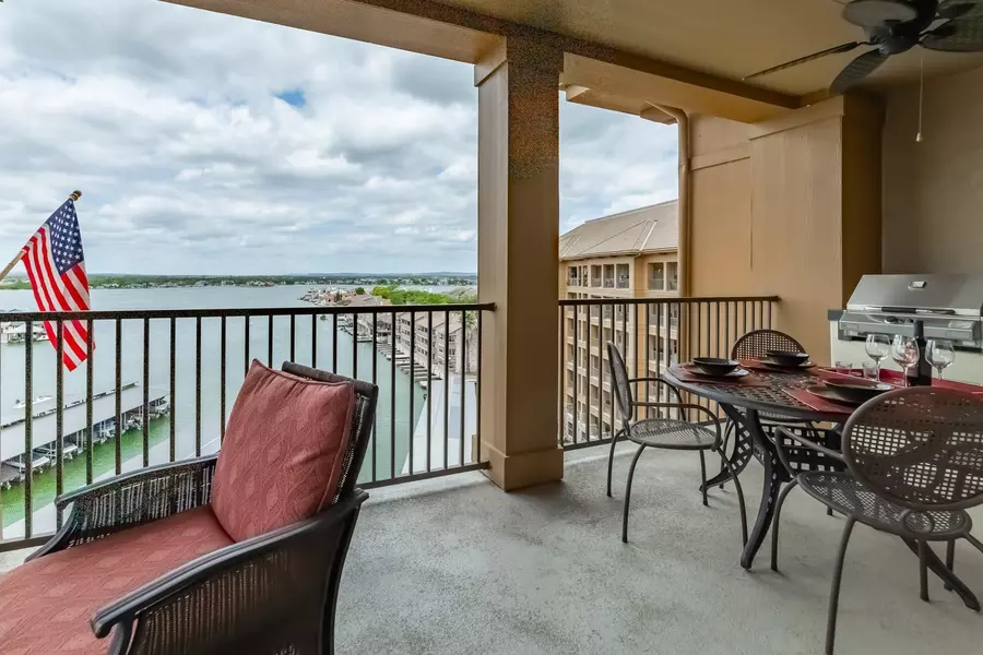 101 Westbank #66 DR, Horseshoe Bay, TX 78657