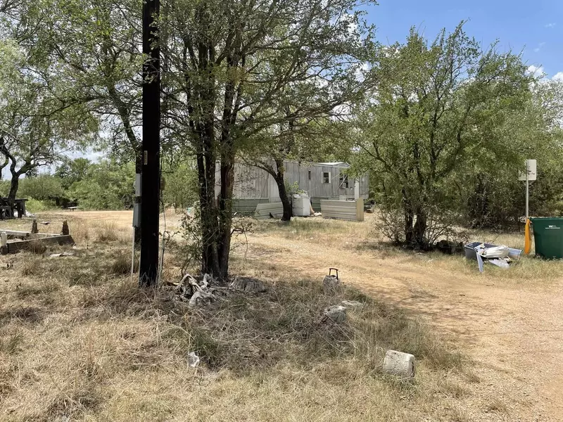 1302 Kings Forest, Granite Shoals, TX 78654