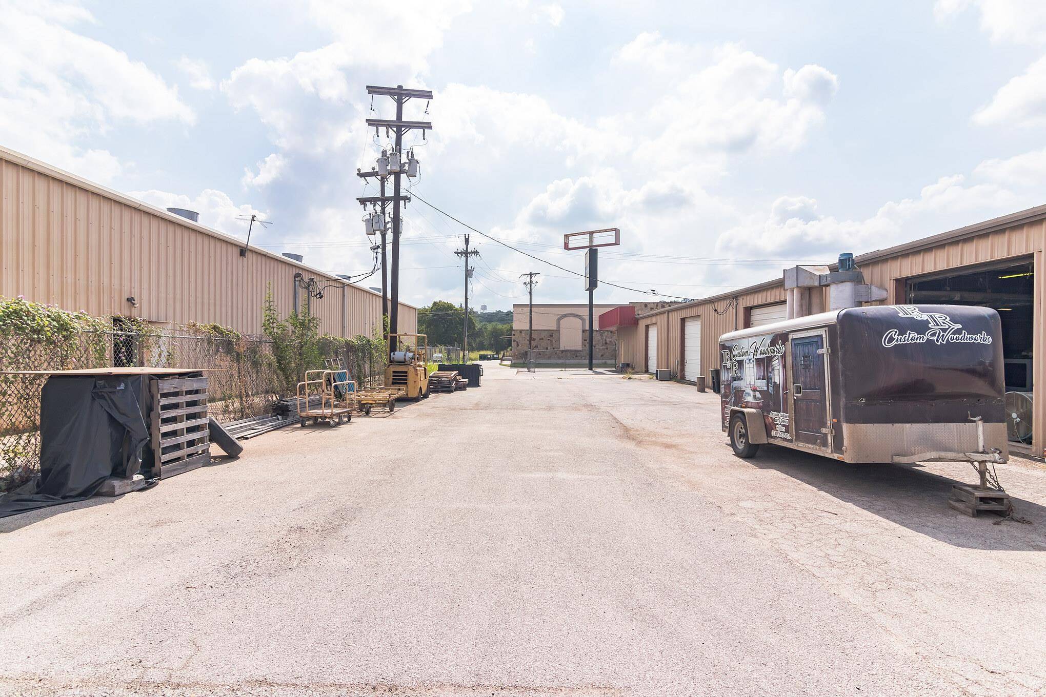 Marble Falls, TX 78654,2602 Commerce ST