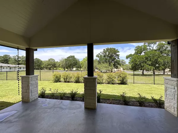 Horseshoe Bay, TX 78657,102 James CIR