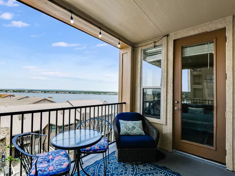 1001 The Cape #46, Horseshoe Bay, TX 78657