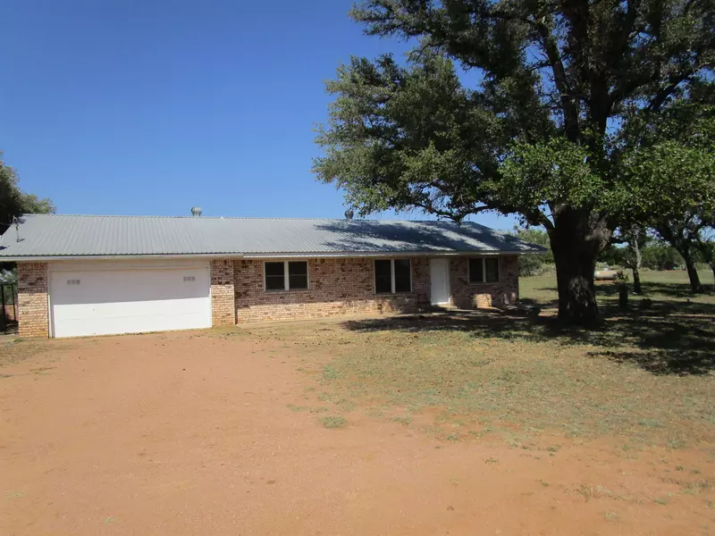 378 CR 117, Llano, TX 78643