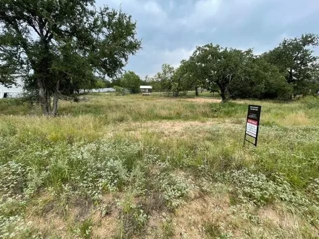 205 (207 & 209) E Granitecastle DR, Granite Shoals, TX 78654