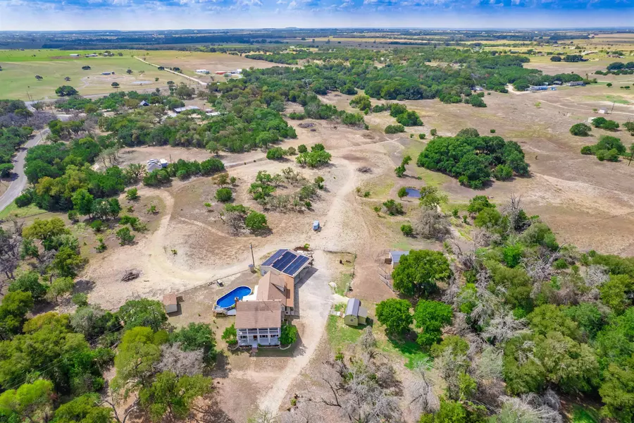 320 Spring Creek RD, Florence, TX 76527