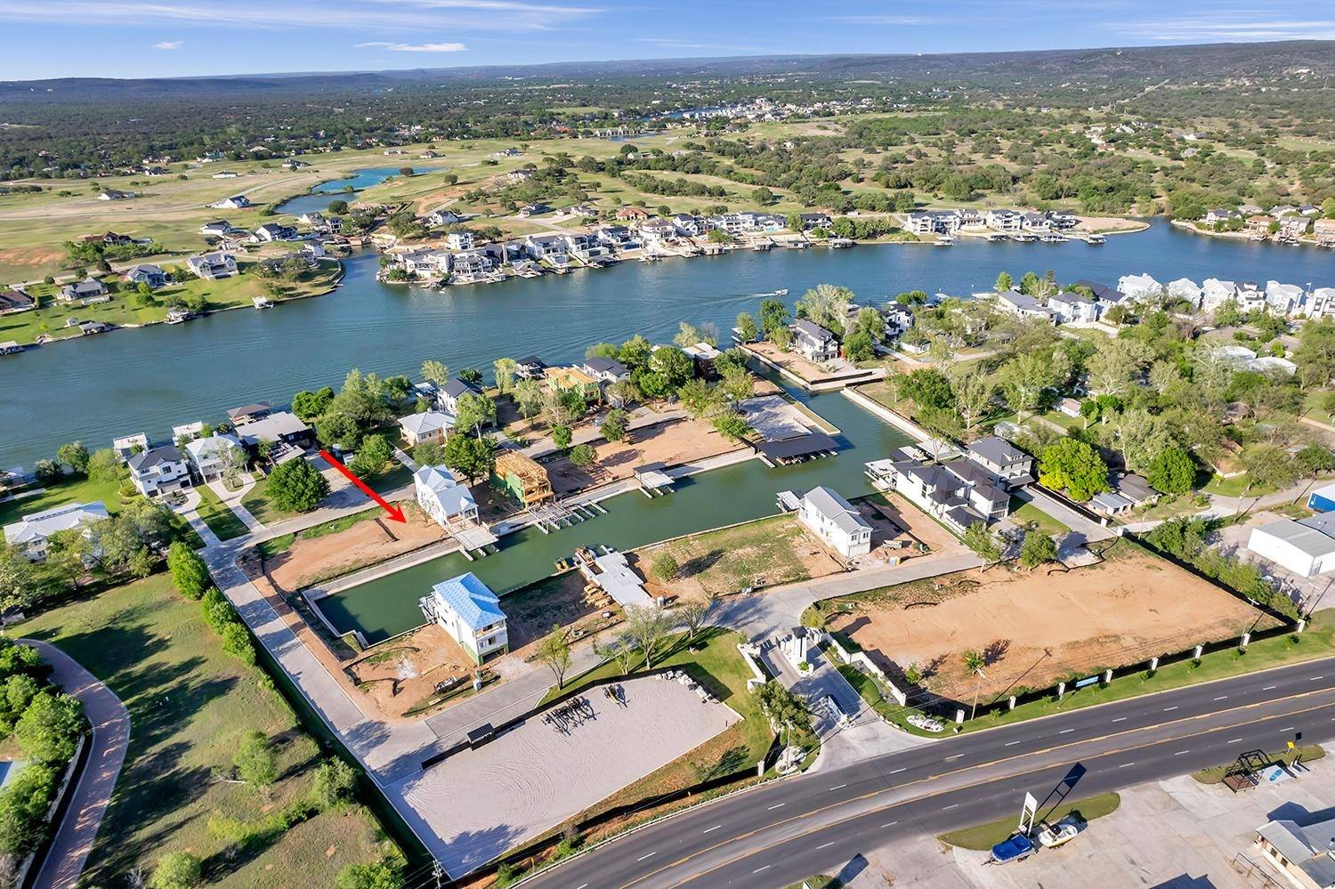 Kingsland, TX 78639,26 Lake ST