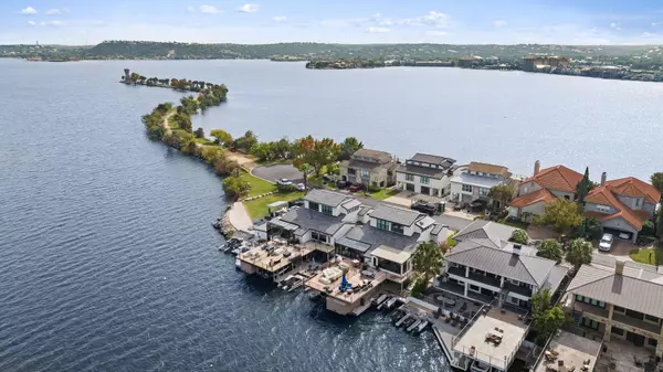 Horseshoe Bay, TX 78657,528 Lighthouse Dr. #8