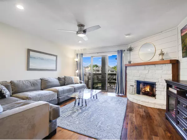 Horseshoe Bay, TX 78657,509 Short Circuit #103