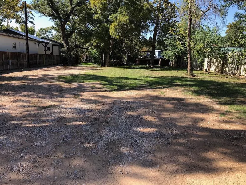 316 County Road 136B, Kingsland, TX 78639