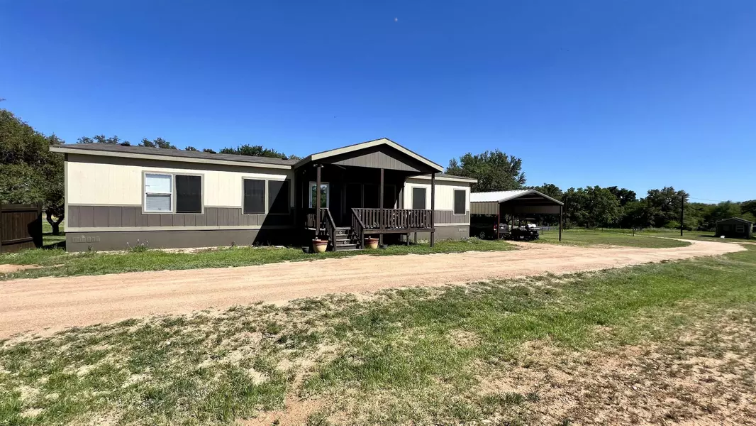 107 S Rio Llano DR, Llano, TX 78643