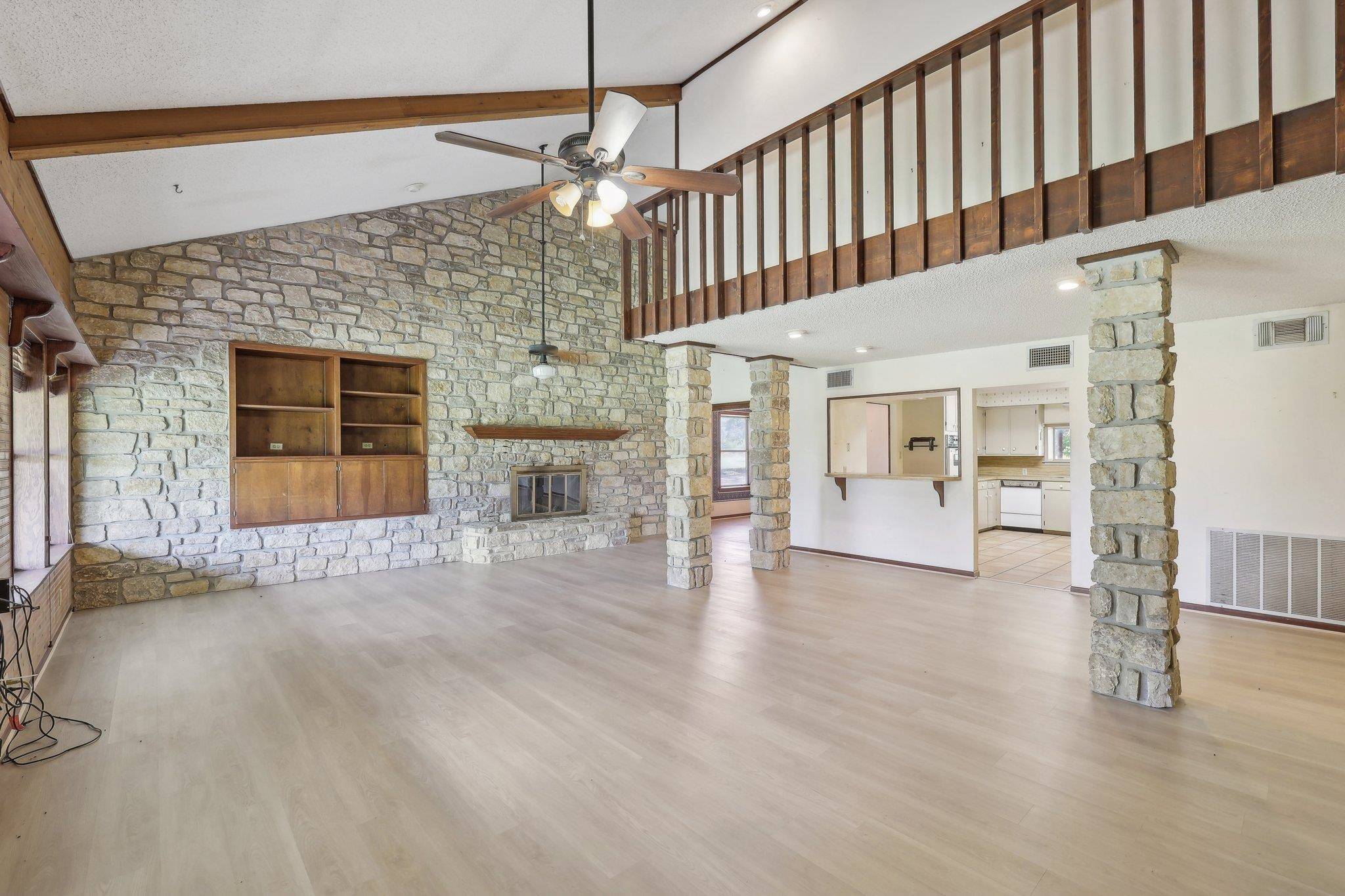 Marble Falls, TX 78654,2715 Crider RD