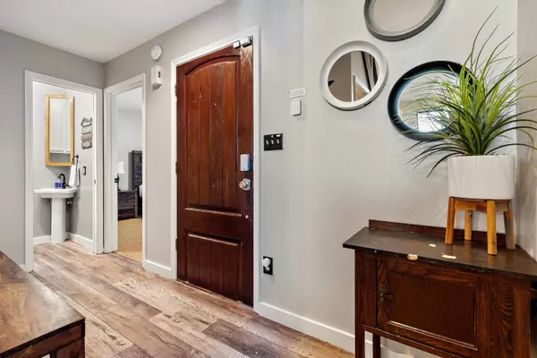 Spicewood, TX 78669,106 Center Cv. ii LOOP