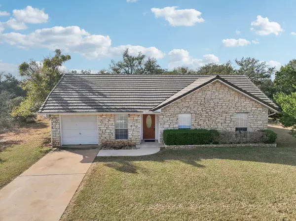 115 Rolling Hill DR, Horseshoe Bay, TX 78657