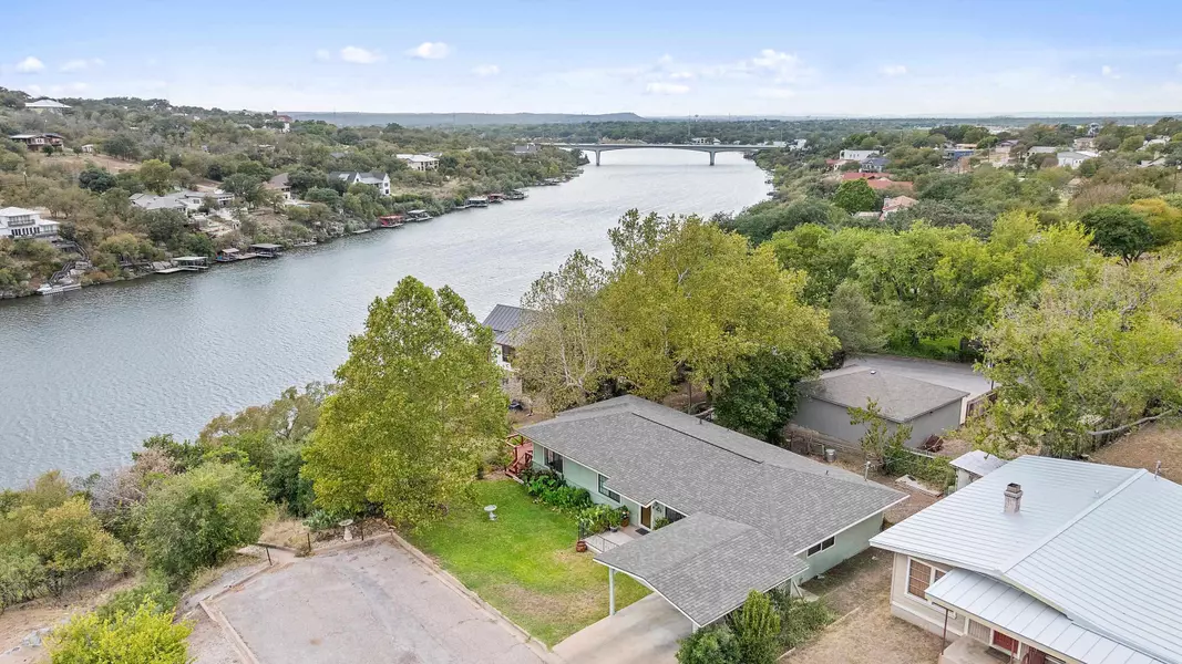 502 East Ave AVE, Marble Falls, TX 78654