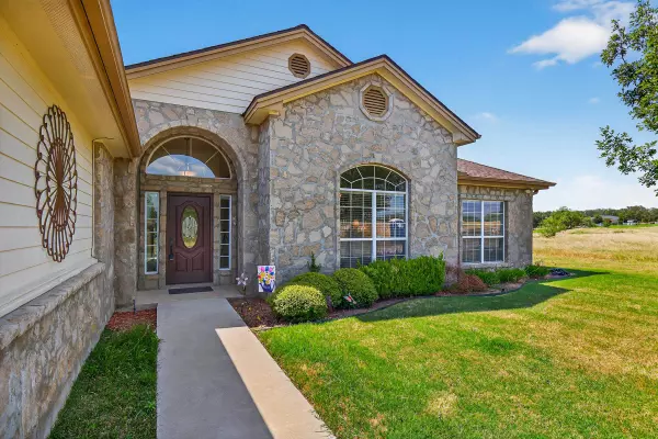 Kingsland, TX 78639-0000,114 Friends Wood AVE