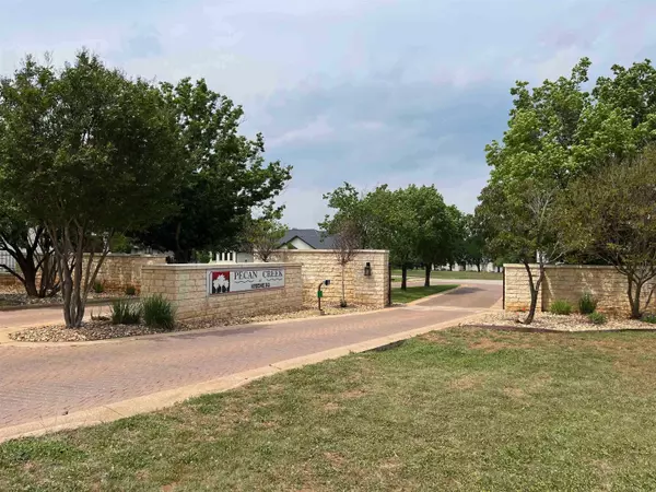 103 Lampasas CT, Horseshoe Bay, TX 78657