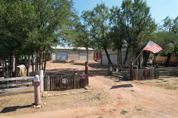 312 Dilley ST, Kingsland, TX 78639