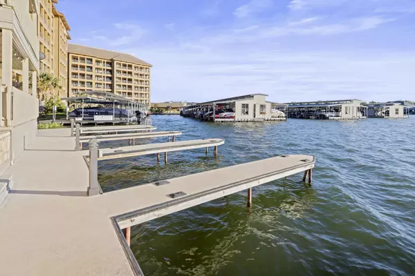 Horseshoe Bay, TX 78657-0000,1100 The Cape #201