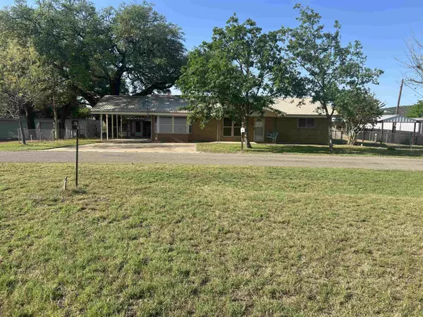 103 Lake Shore LOOP, Tow, TX 78672