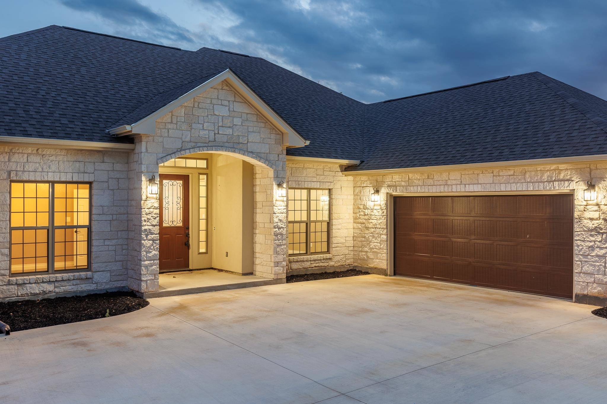 Meadowlakes, TX 78654,181 Broadmoor St