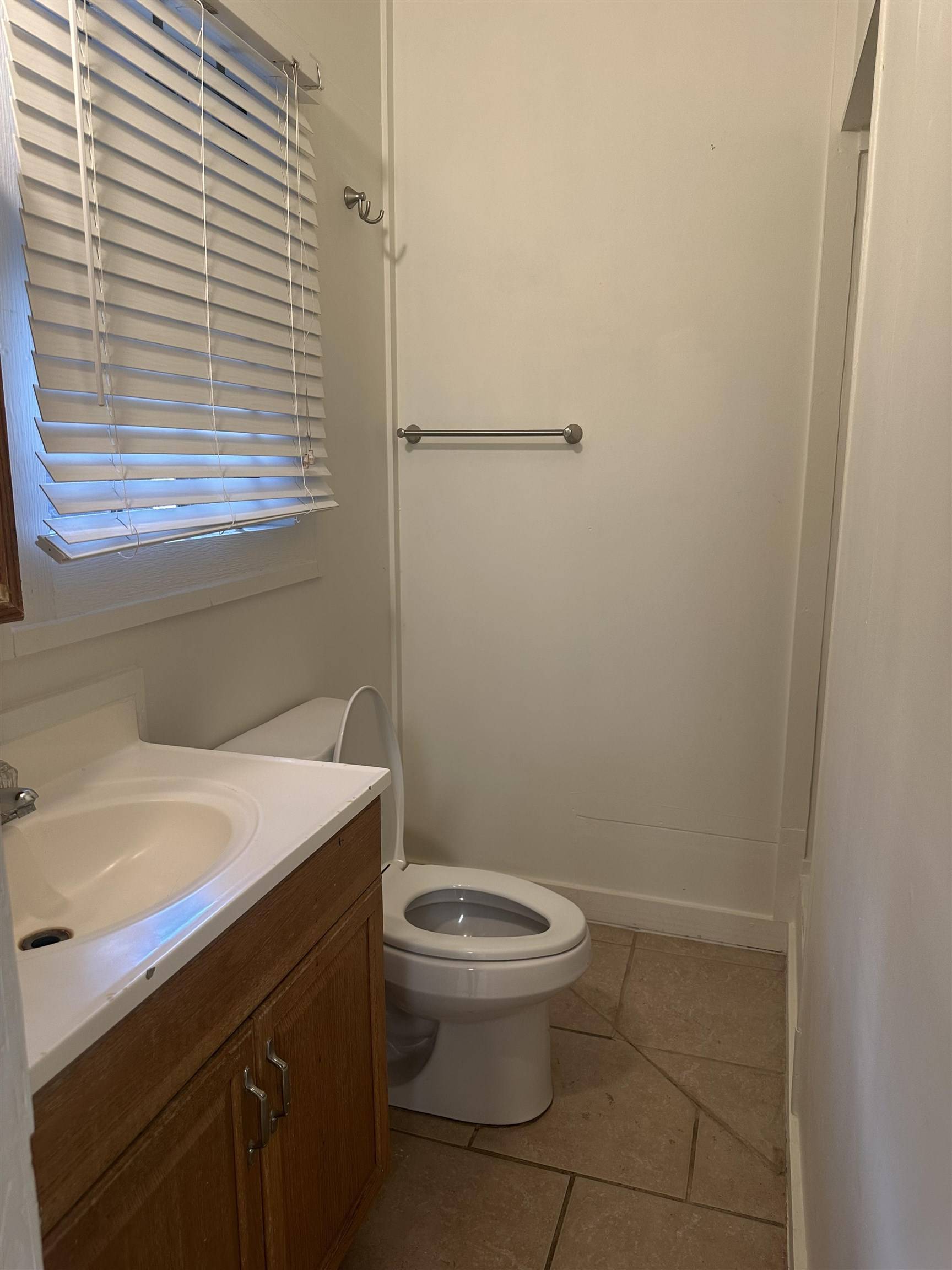 Marble Falls, TX 78654,815 Sixth St