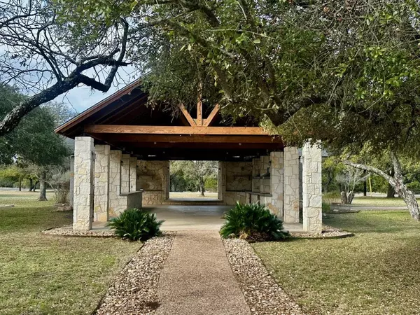 Spicewood, TX 78669,712 Coventry RD