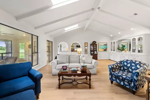 Horseshoe Bay, TX 78657,618 Hi Stirrup