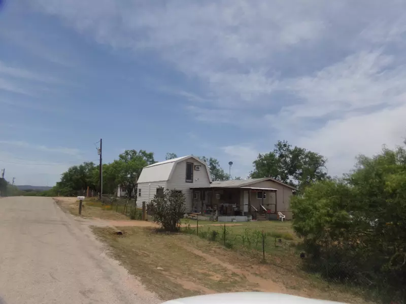 514 Valley, Kingsland, TX 78639