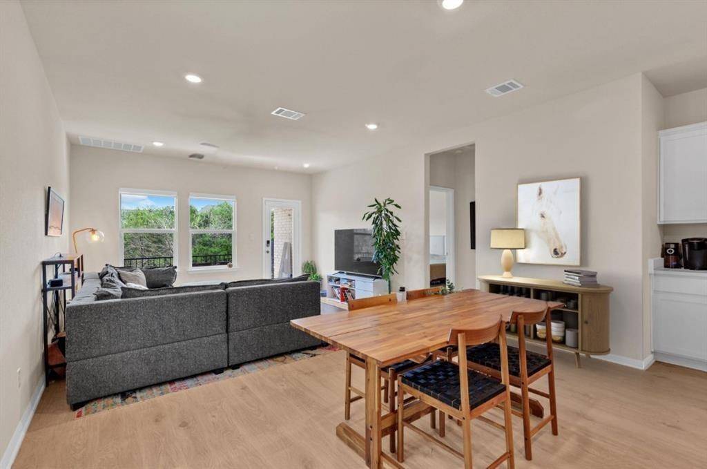 Marble Falls, TX 78654,161 Grey Slate AVE