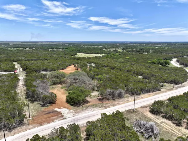 Lampasas, TX 76550,285 Donnie DR