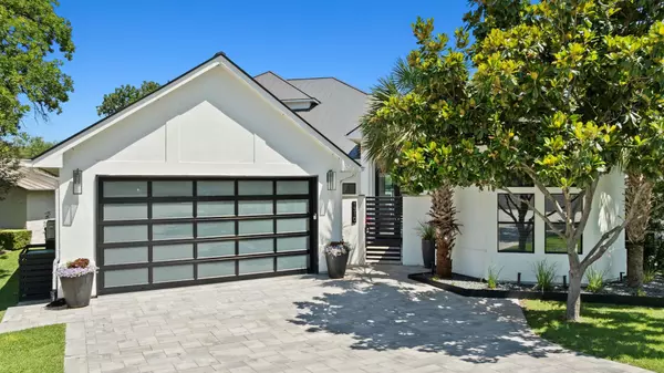 Horseshoe Bay, TX 78657,1310 Broken Arrow