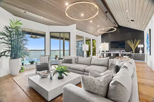 Horseshoe Bay, TX 78657,1310 Broken Arrow