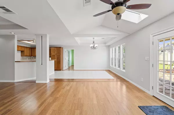 Marble Falls, TX 78654,703 Amy CIR