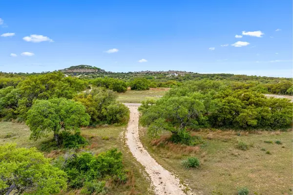 Johnson City, TX 78636,768 N Walnut Springs RD