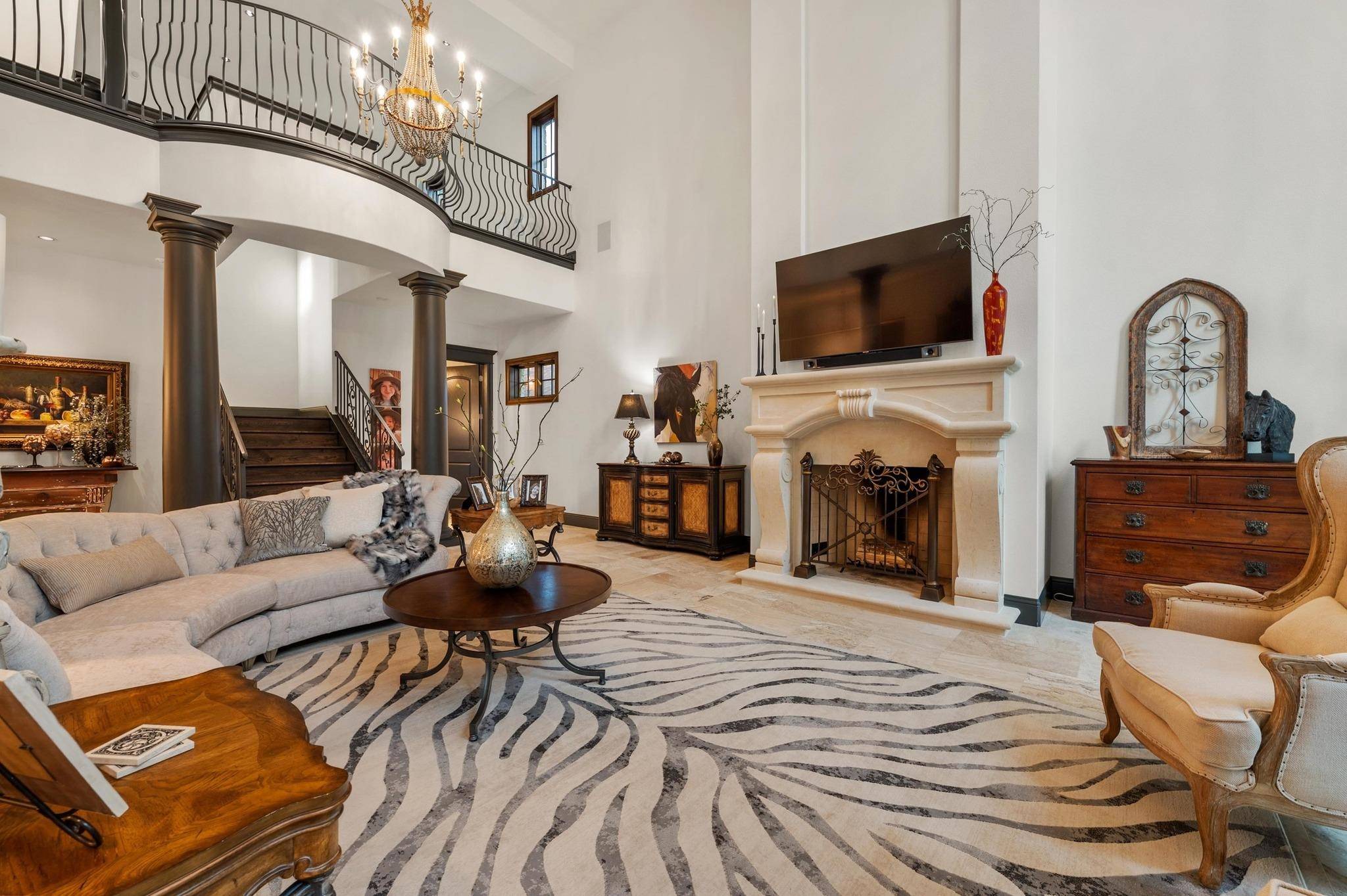 Marble Falls, TX 78654,373 Meadowlakes DR